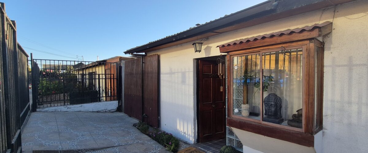 Casa Amoblada en Arriendo Año Corrido - Excelente Ubicación en Av. Cuatro Esquinas, La Serena.